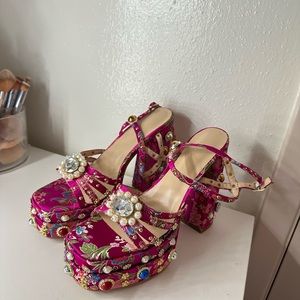 pink heels